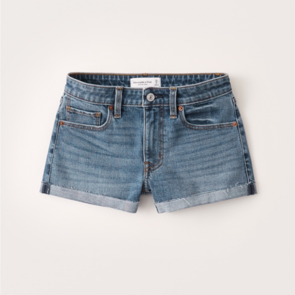 Abercrombie & Fitch | mid-rise stretch shorts